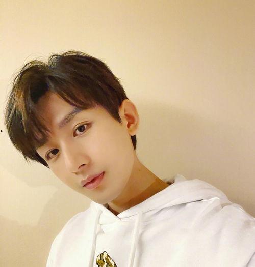 娱乐吃瓜酱成毅